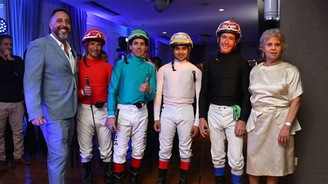 El Royal Club abre sus puertas a la noche en la.